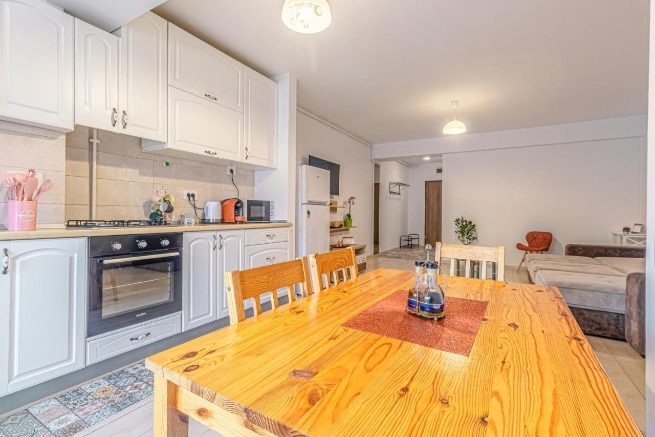 Opera Apart 2 Apartment Brasov Ngoại thất bức ảnh