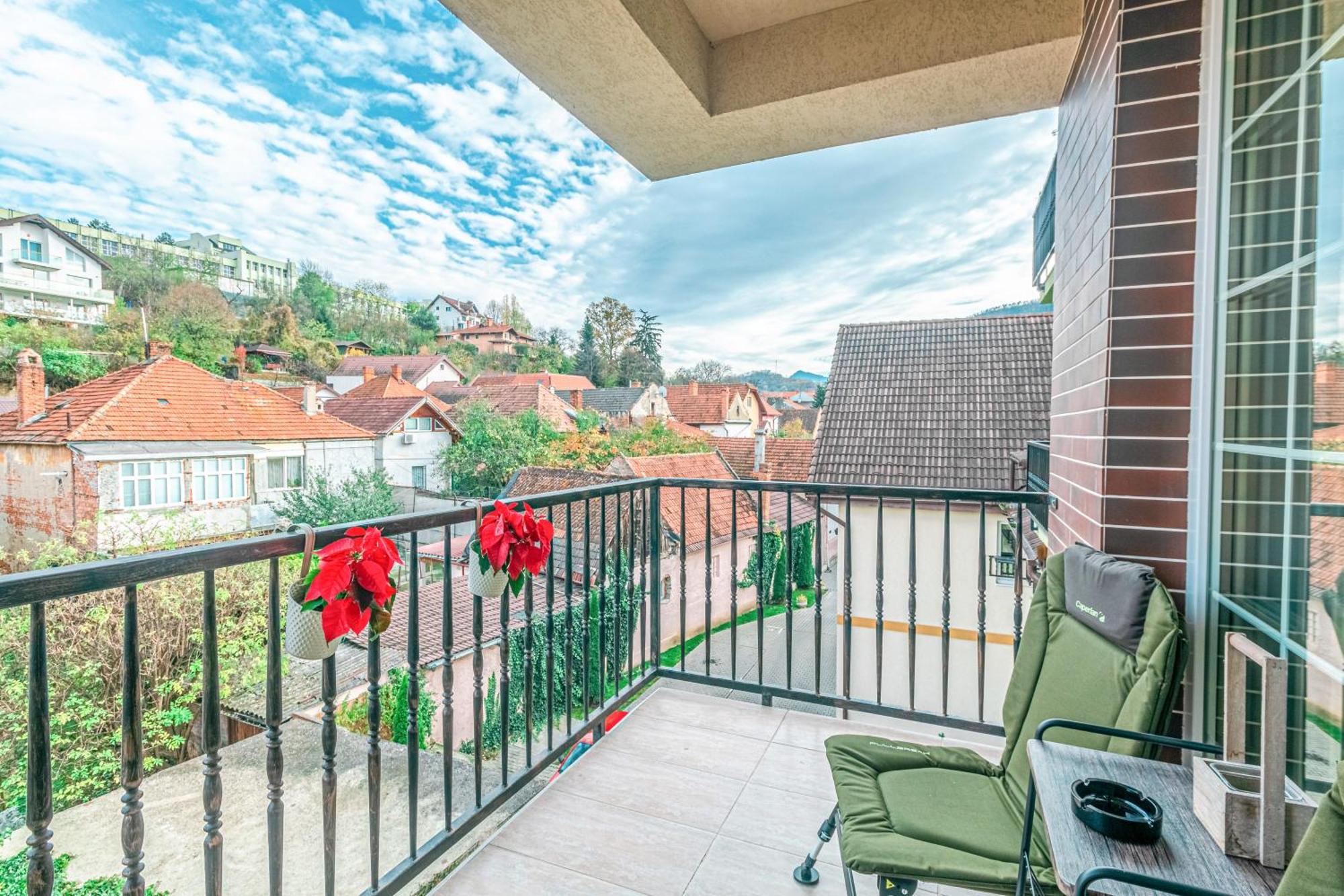 Opera Apart 2 Apartment Brasov Ngoại thất bức ảnh