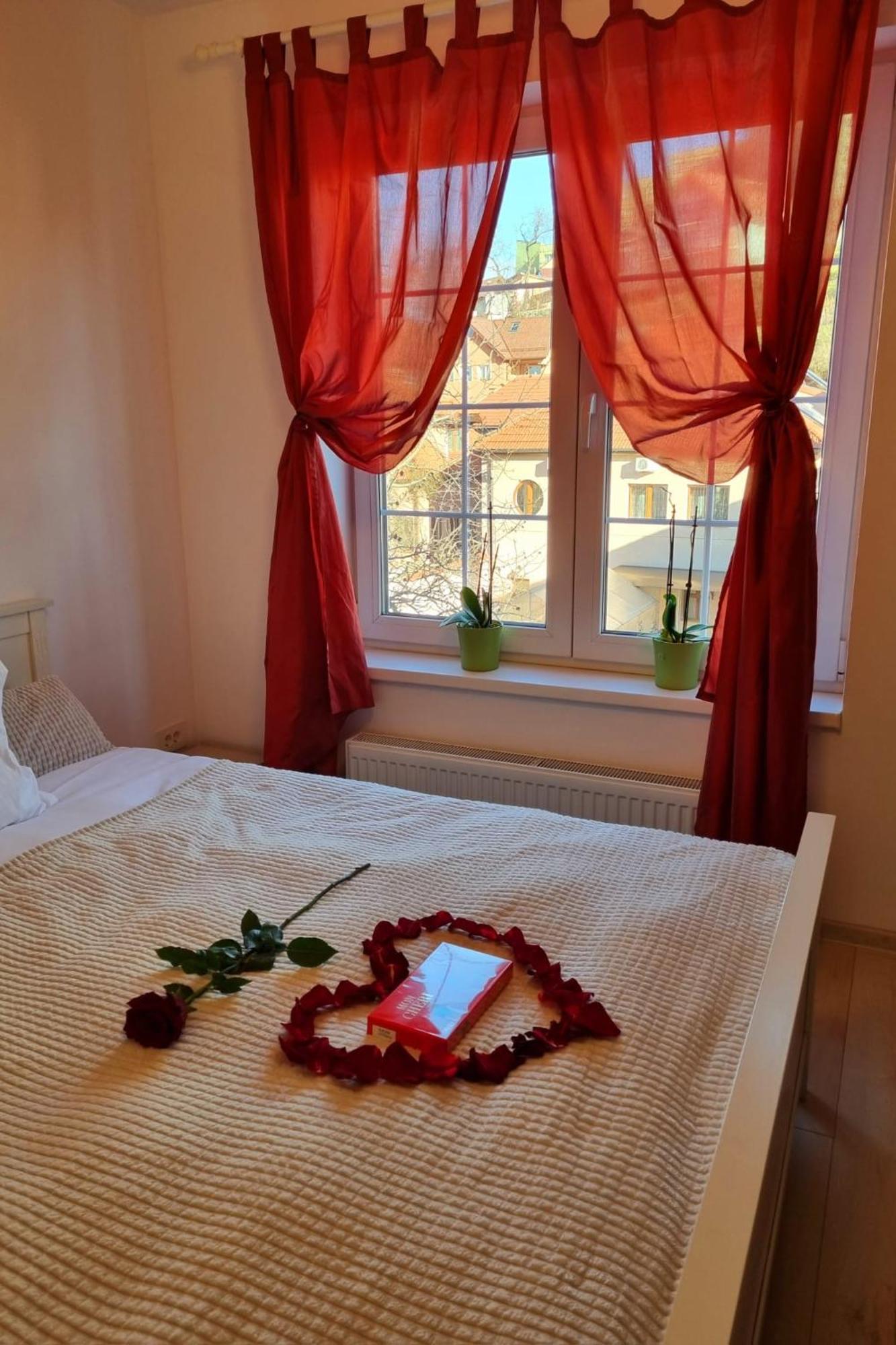Opera Apart 2 Apartment Brasov Ngoại thất bức ảnh